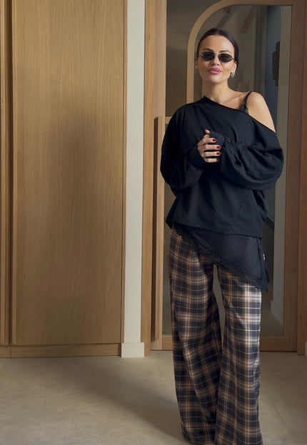 <a href="https://www.instagram.com/lumiererosewn/"><strong>PANTALON ICONIQUE</strong></a>